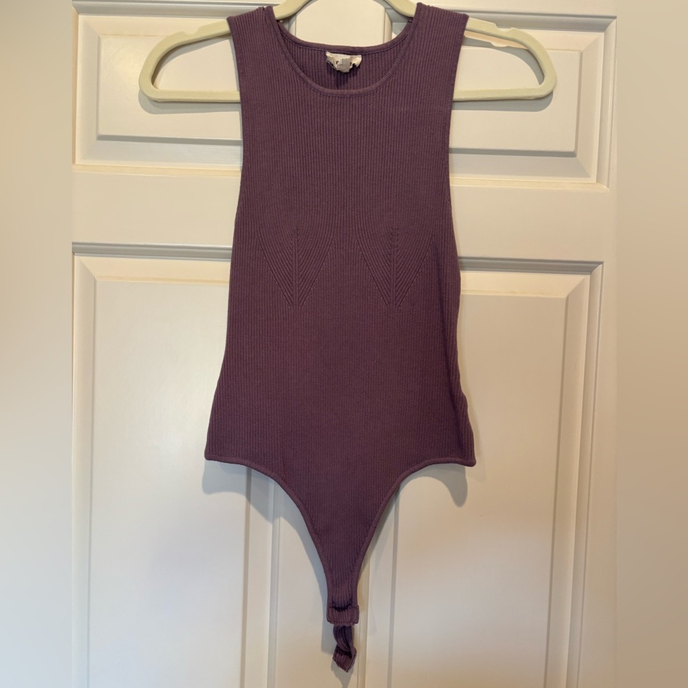 ee:some Ribbed Bodysuit in Plum